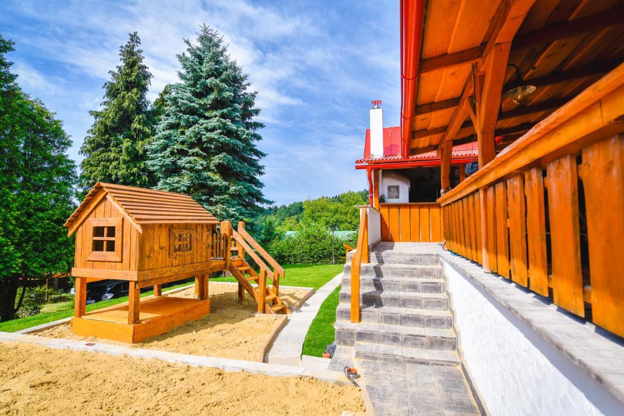Penzion Turista Banská Štiavnica Exteriör bild