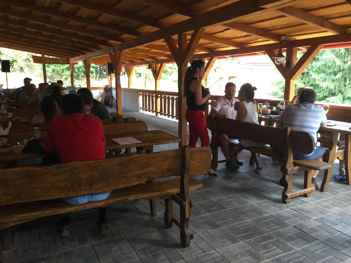 Penzion Turista Banská Štiavnica Exteriör bild