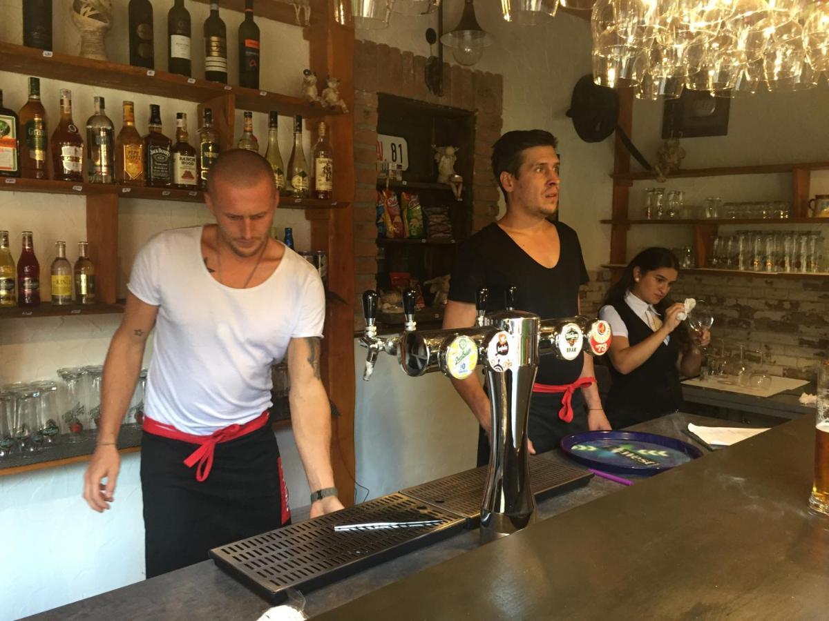 Penzion Turista Banská Štiavnica Exteriör bild